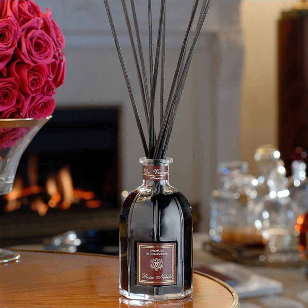 IL PROFUMO CHE ARREDA